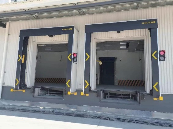 月臺(tái)三件套